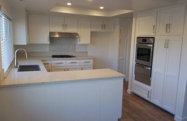 256 Ironwood Court Gallery 2