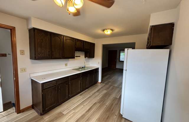 238 Kennedy Street - 3 photos photos 238 Kennedy Street - 3 photos photos