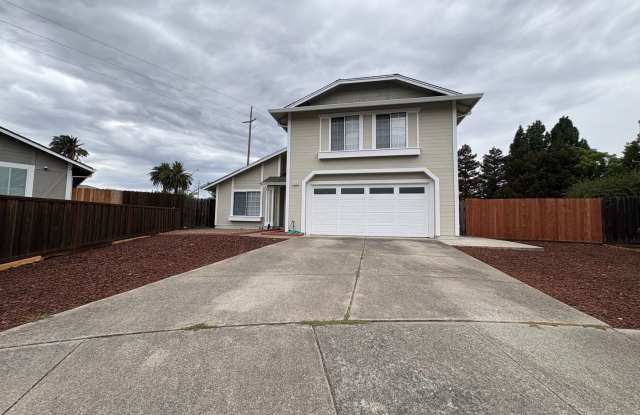 Beautiful 3 Bedroom, 2.5 Bath Home in Bay Point – Spacious & Convenient Location Gallery 1