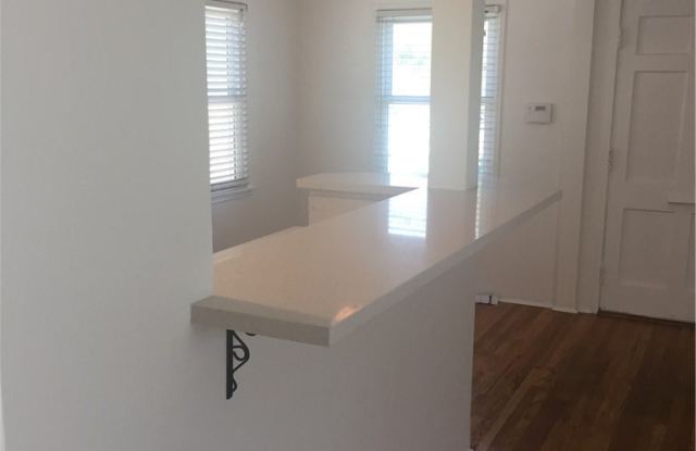 3103 W Chandler Boulevard Gallery 4