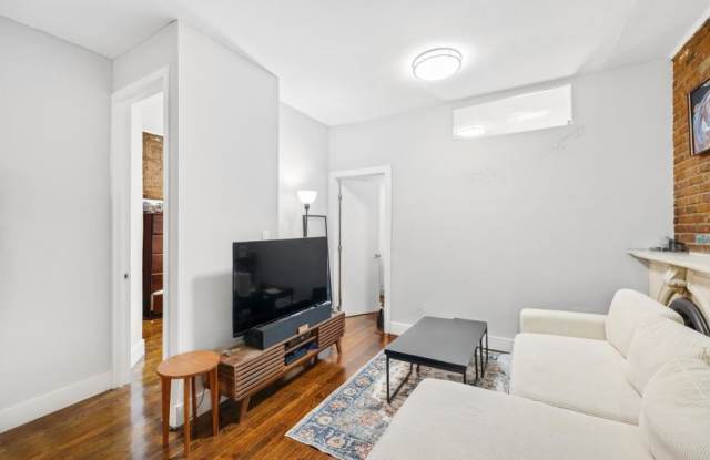 326 West 23rd Street Gallery 1