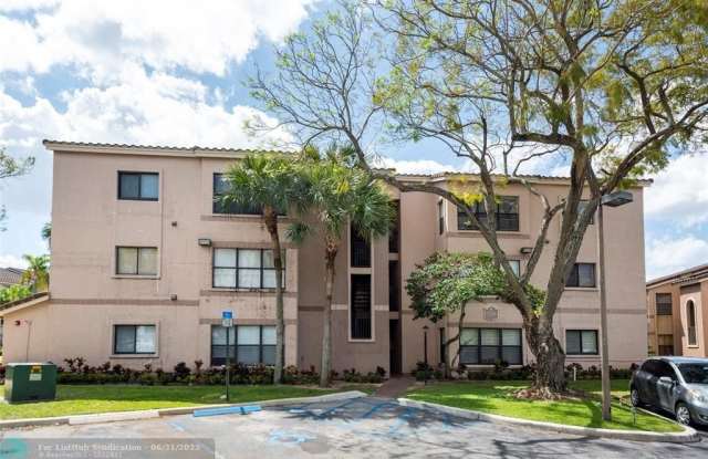 2900 S University Dr photos photos