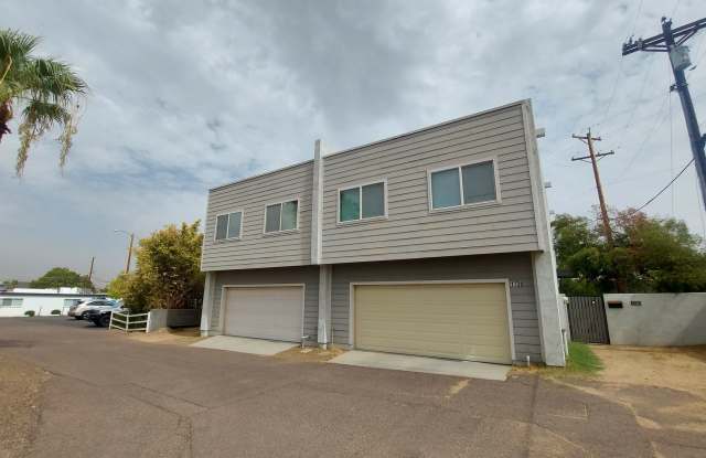 STUNNING PHOENIX TOWNHOME! photos photos STUNNING PHOENIX TOWNHOME! photos photos
