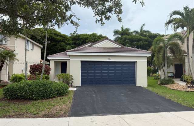 1560 Canary Island Dr photos photos