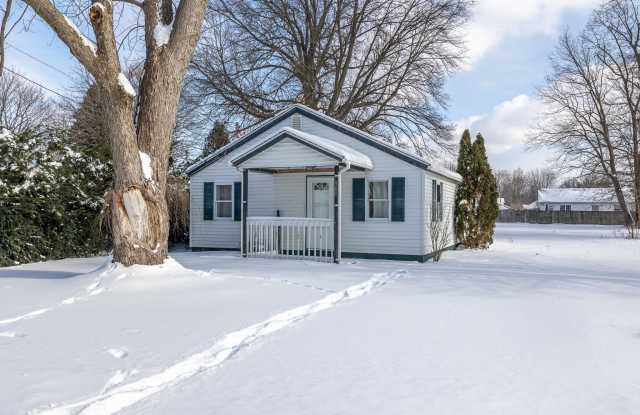 988 Oakwood Blvd photos photos