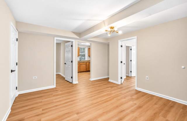 4554 MacArthur Boulevard Northwest - 3 Gallery 3