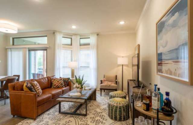 415 Rocky Ridge Trail Gallery 2