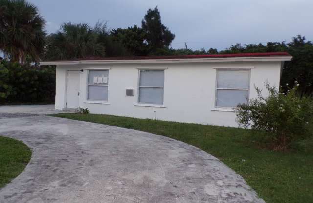 1572 W 31st Street - 1572 West 31st Street, Riviera Beach, FL 33404