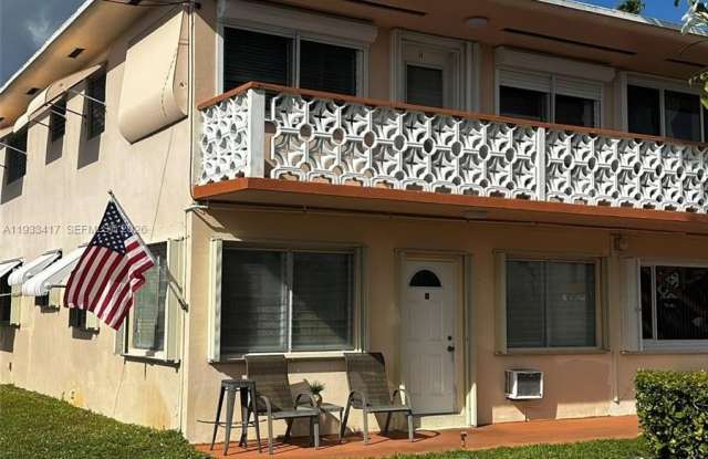 920 SW 11th Ave - 920 Southwest 11th Avenue, Hallandale Beach, FL 33009