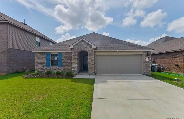 118 Broussard Hill Dr photos photos