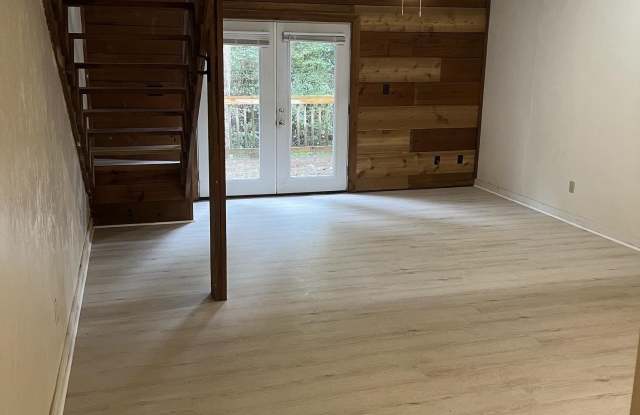 1294 RUMBA Lane Gallery 2
