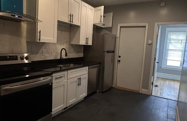 1143 15th Avenue Southeast - 2 photos photos