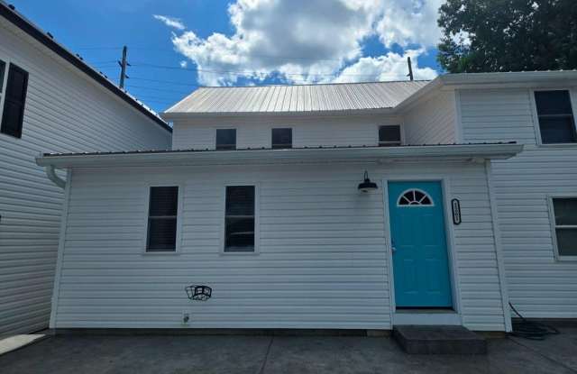 1261 HAMMONDS MILL Road photos photos