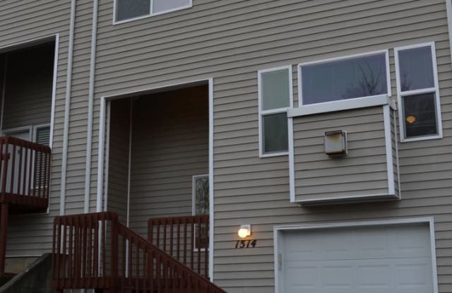 1514 Madelyn Ave SE - 1514 Madelyn Avenue Southeast, Salem, OR 97306