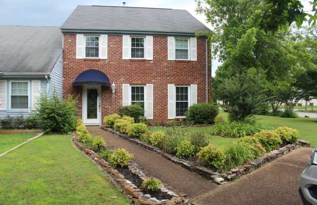 1357 Village Green Drive photos photos
