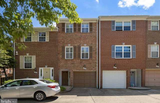 1812 9TH STREET S - 1812 9th Street South, Arlington, VA 22204