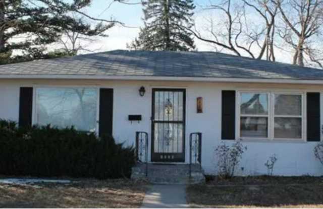 Old North End Bungalow photos photos