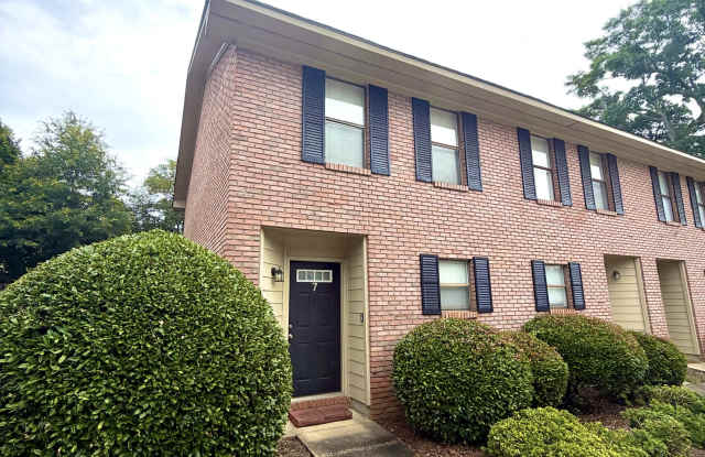 111 South Ross Street - 7 photos photos