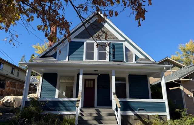 Updated ground floor unit in vintage duplex | Available Now - 197 Morton Street, Ashland, OR 97520 Updated ground floor unit in vintage duplex | Available Now - 197 Morton Street, Ashland, OR 97520