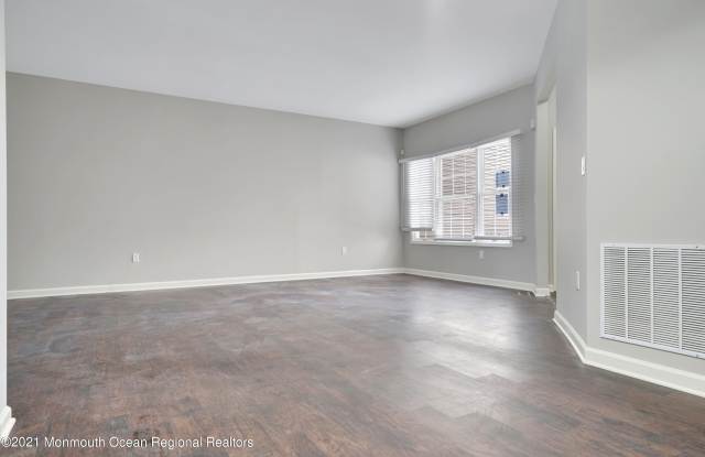 44 Smock Court Gallery 3