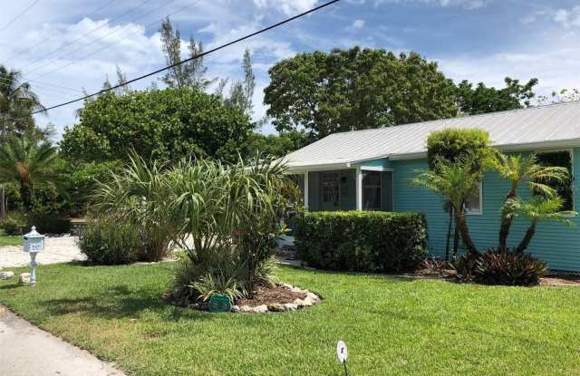 6980 POINSETTIA AVENUE - 6980 Poinsetta Avenue, Longboat Key, FL 34228