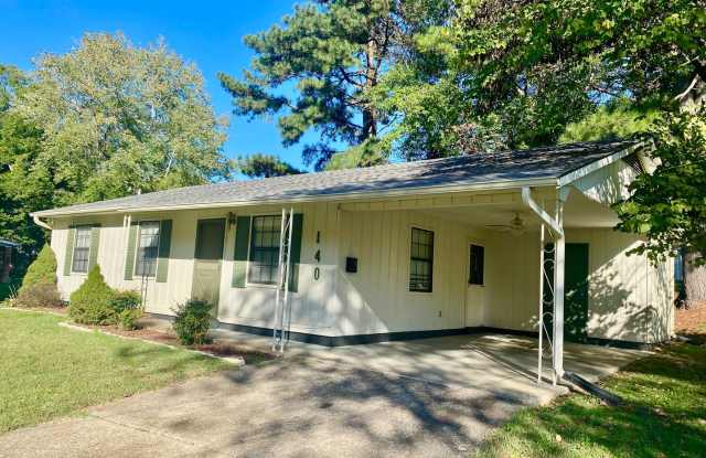 Excellent Mid-Town Martin Location photos photos Excellent Mid-Town Martin Location photos photos