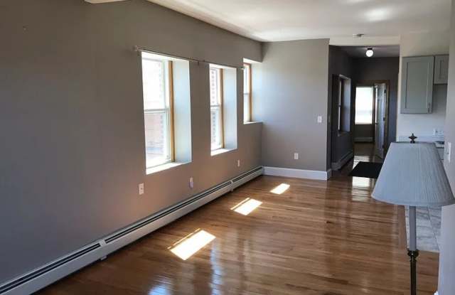 56 Peabody St Gallery 2
