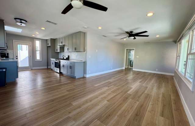 3 Bedroom 1.5 Bath on a quiet cul-de-sac in a highly sought-after Arleta neighborhood photos photos