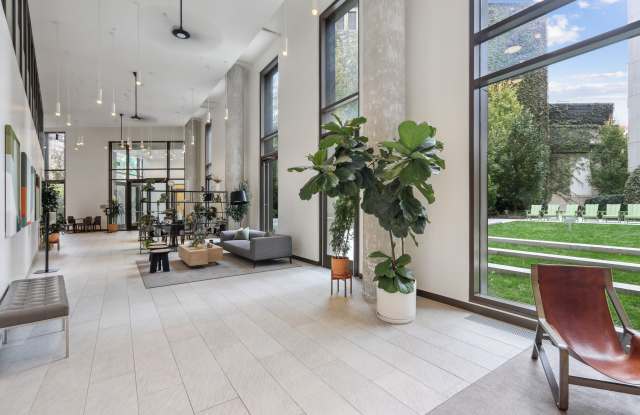 The Silva Gallery 1