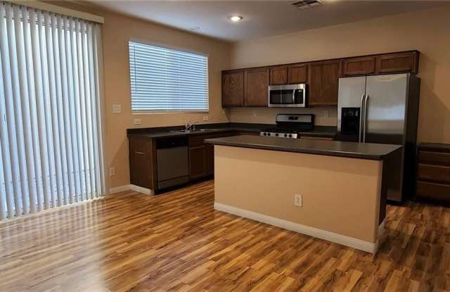 6728 Firewood Drive Gallery 2
