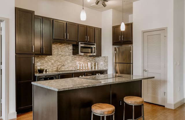 City House Apartments Gallery 3