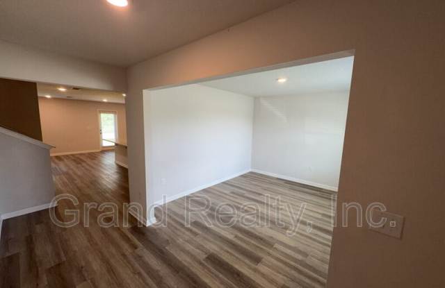 5431 Peach Dr Gallery 2