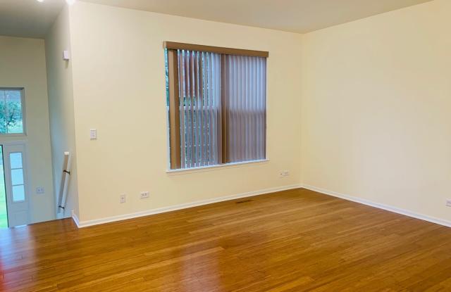 1585 Spencer Court Gallery 3