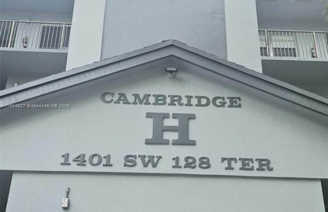 1401 SW 128th Ter photos photos