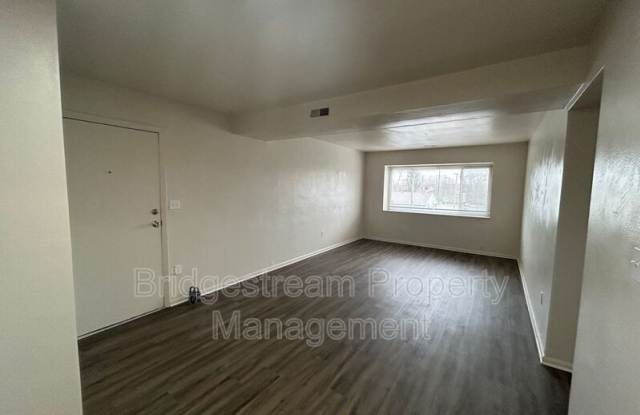 7919 N Main Street photos photos