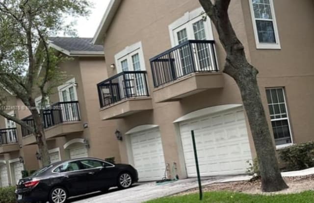 2519 Lancien Ct - 2519 Lancien Court, University, FL 32826