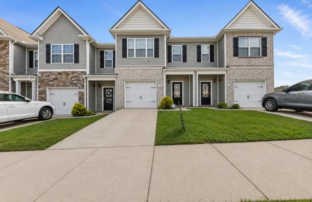 Move-In Special Available! Beautiful Townhome in Ashland City, TN! photos photos