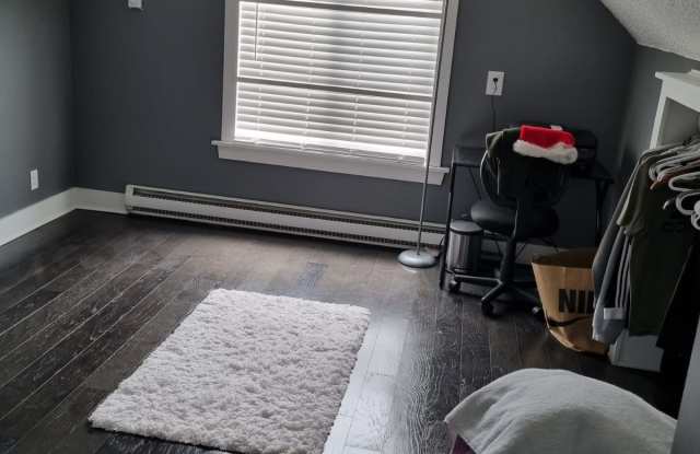 238 E Utica St - 238 East Utica Street, Buffalo, NY 14208