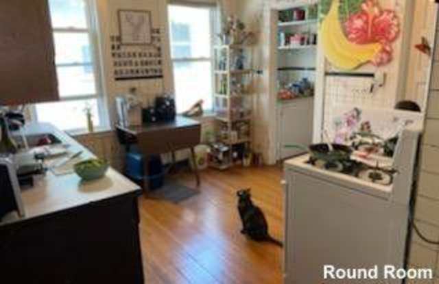 124 Brooks St. Gallery 3