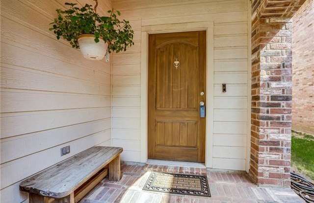 10328 Cochron Gallery 3