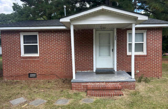 2 Bedroom House in Sharpsburg photos photos