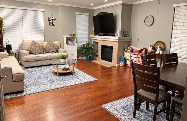3374 Bradbury Circle Gallery 4