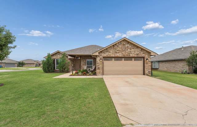 Charming 3 Bedroom, 2 Bath Home with Stunning Backyard Retreat photos photos