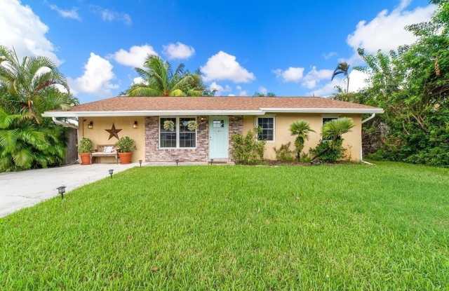 913 NW 8th Street photos photos