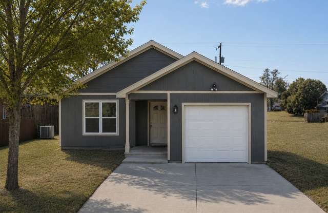 FOR LEASE - $1100/MO - 3/2/1 - CLAYTON CARTER photos photos