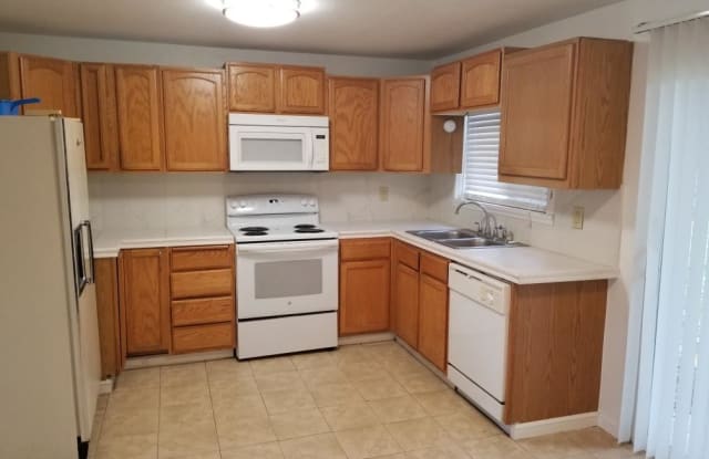 818 75th Street East, Unit A - 818 75th Street East, Midland, WA 98404