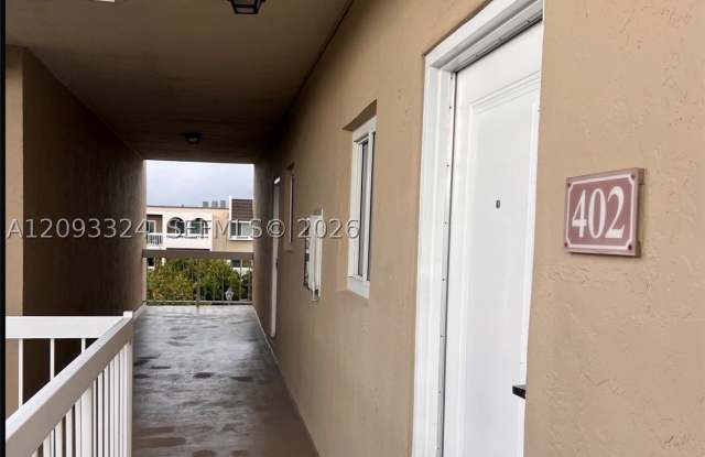 7732 Camino Real Gallery 1