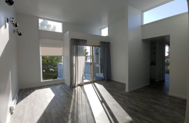 611 5th St 1 - 611 5th St, Mukilteo, WA 98275