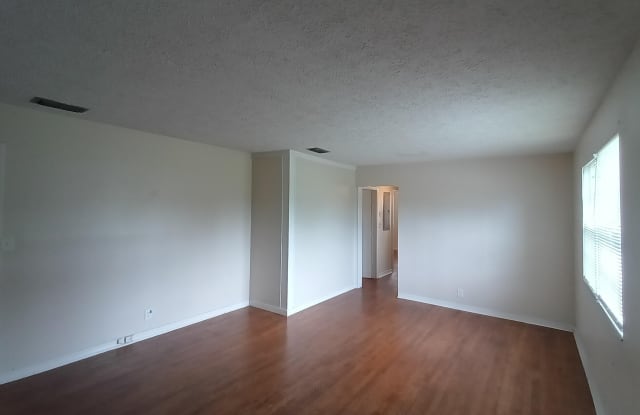4919 AVENT Drive Gallery 4