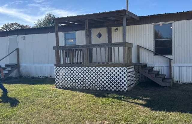 112 W Spruce C - 112 West Spruce, Lockesburg, AR 71846